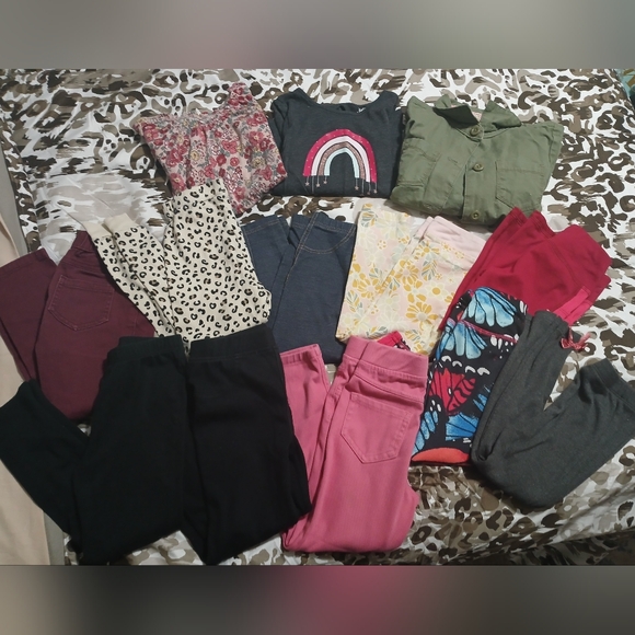 Girls Size 4/5T Clothes Bundle - Picture 2 of 5
